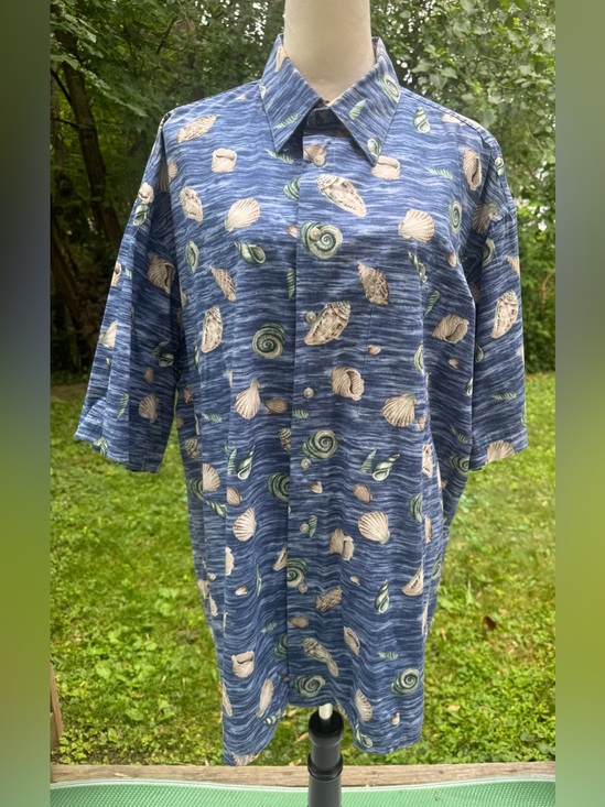 Pierre Cardin Other - Pierre Cardin VTG XLT Blue Seashell Button Down Men's Shirt 100% Cotton